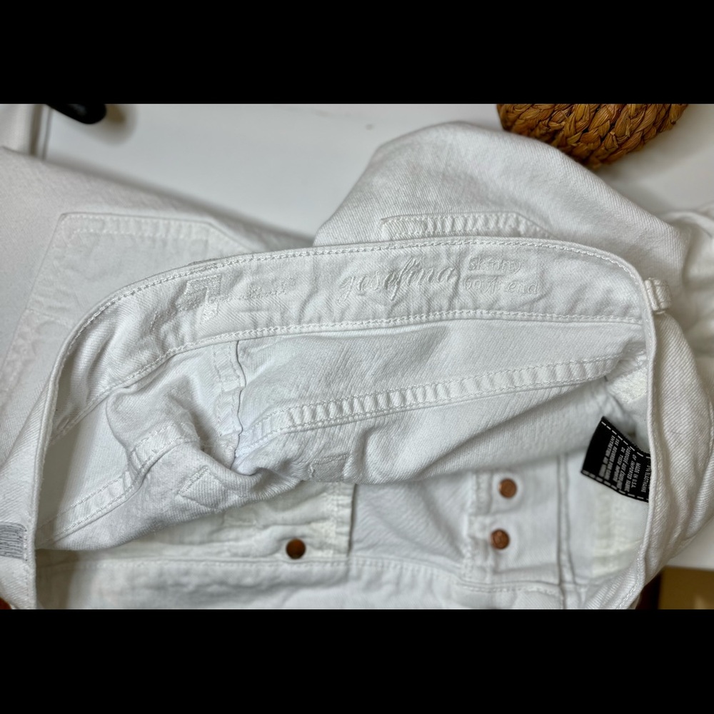 7 for all Mankind Josephina Skinny Boyfriend White Jeans - Picture 8 of 9